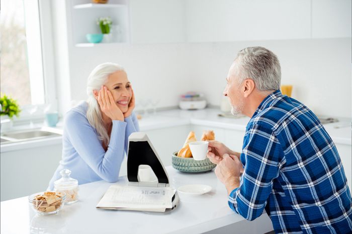Koppel gebruikt Hark AI aan de ontbijttafel