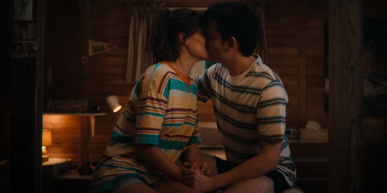 Immagine di Maeve e Otis, protagonisti della serie tv Netflix
