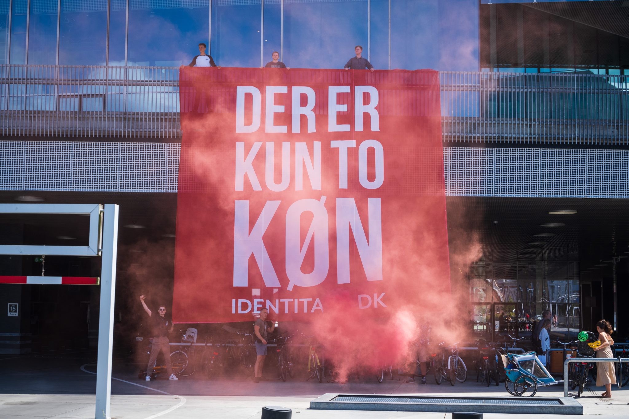 http://campaign-image.eu/zohocampaigns/19920000010857004_zc_v15_mindevippe.jpg
