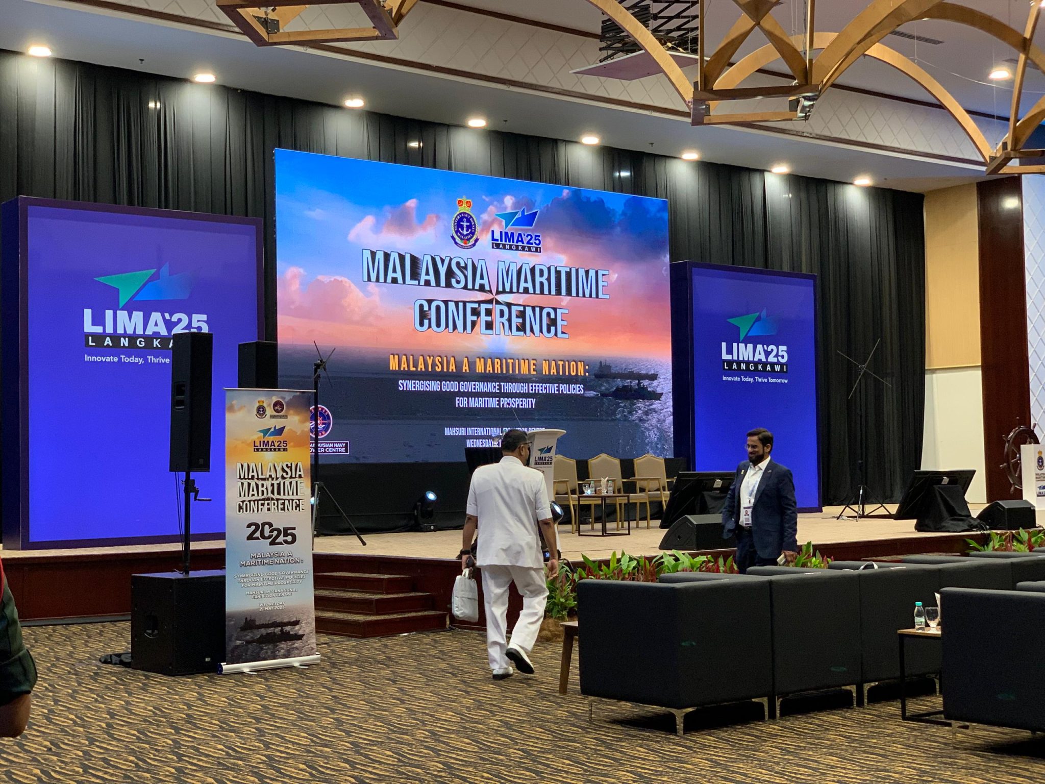 https://gbp.com.sg/stories/malaysia-maritime-conference-discusses-governance-frameworks-for-maritime-prosperity/