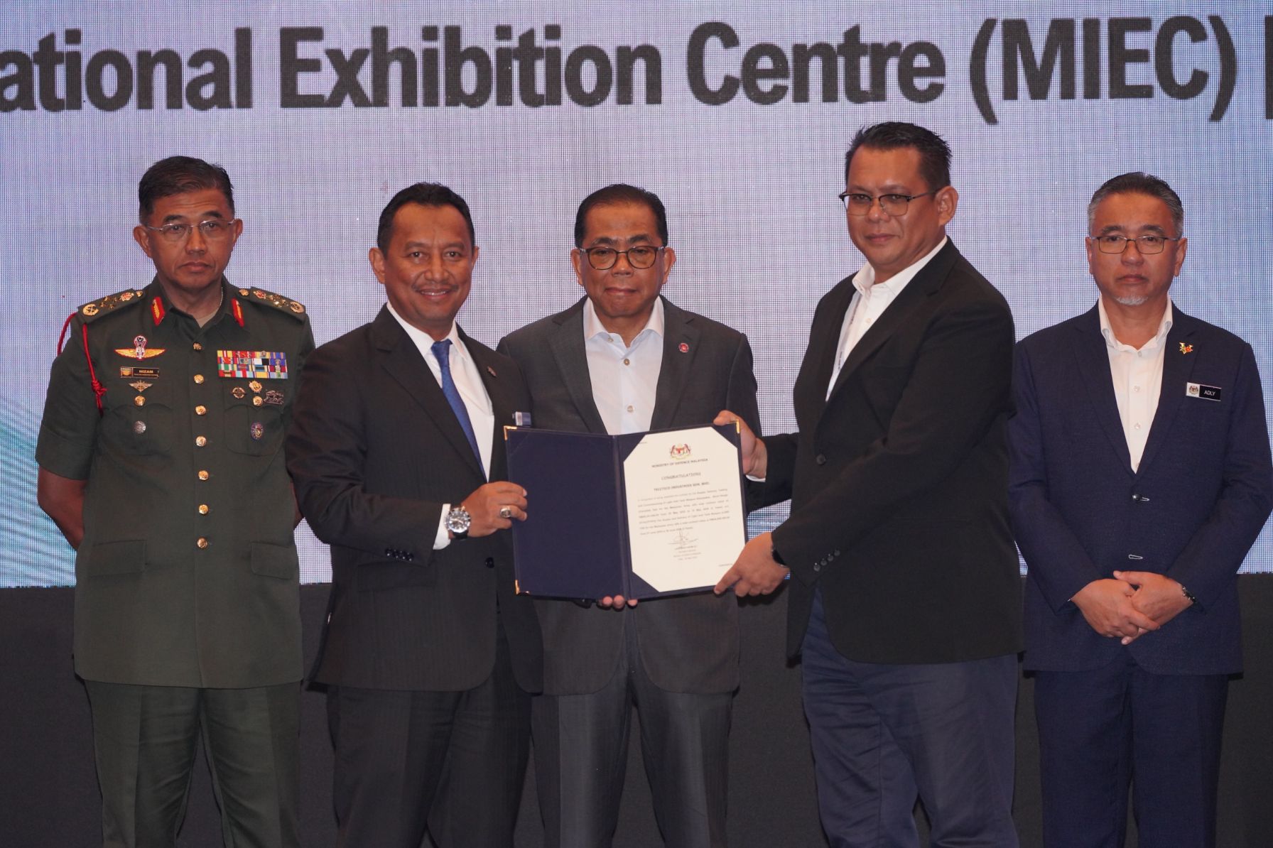 https://gbp.com.sg/stories/strategic-agreements-enhance-malaysian-armed-forces-readiness/