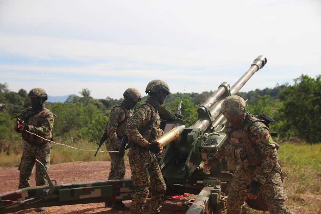 https://gbp.com.sg/stories/knds-strengthens-strategic-defense-ties-in-malaysia/