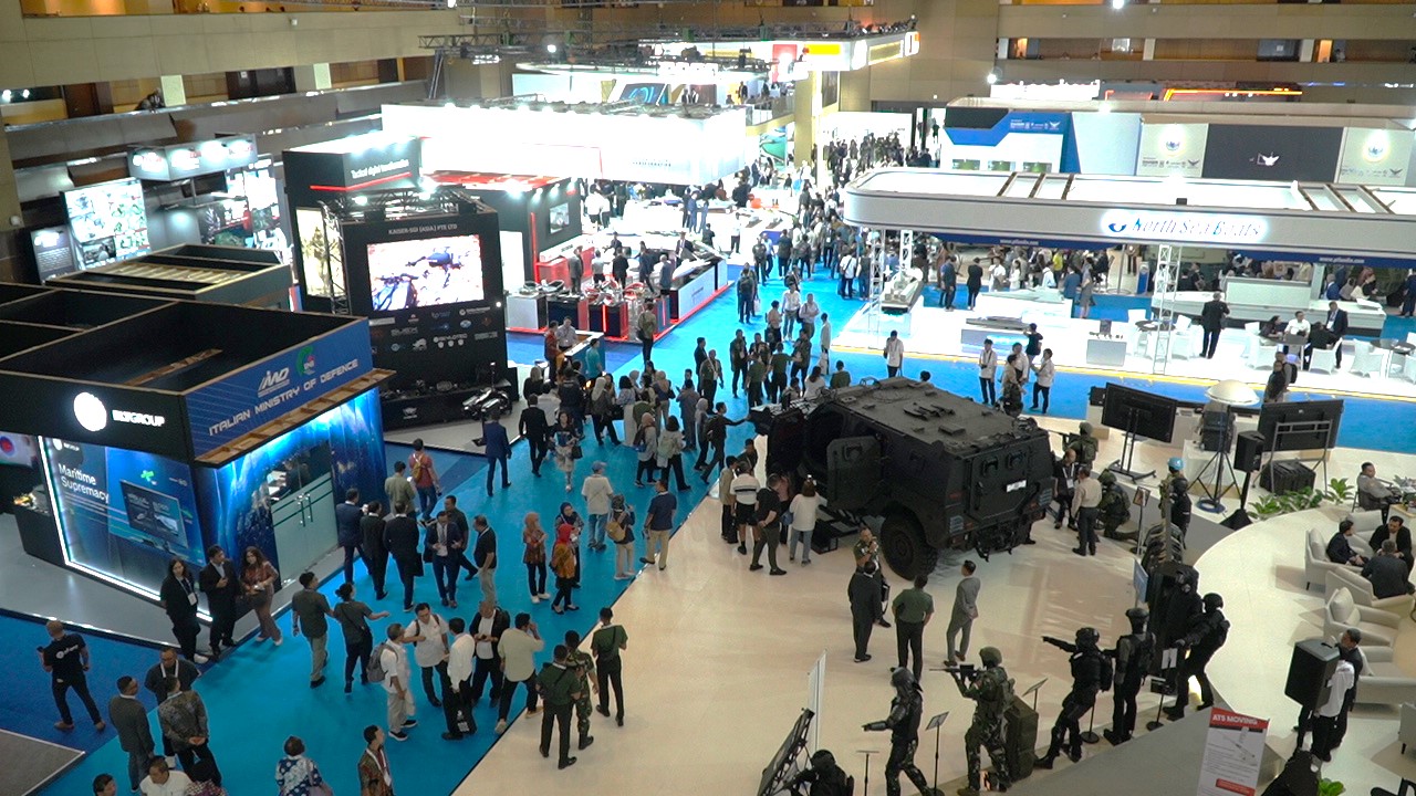 https://gbp.com.sg/stories/indo-defence-2027-organizers-promote-event-at-eurosatory/