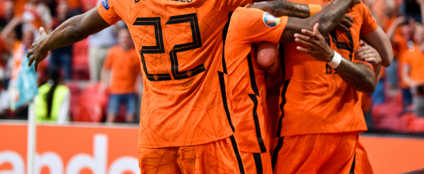 https://stratus.campaign-image.eu/images/2815000026604242_zc_v1_1714569117797_oranjekoorst.png