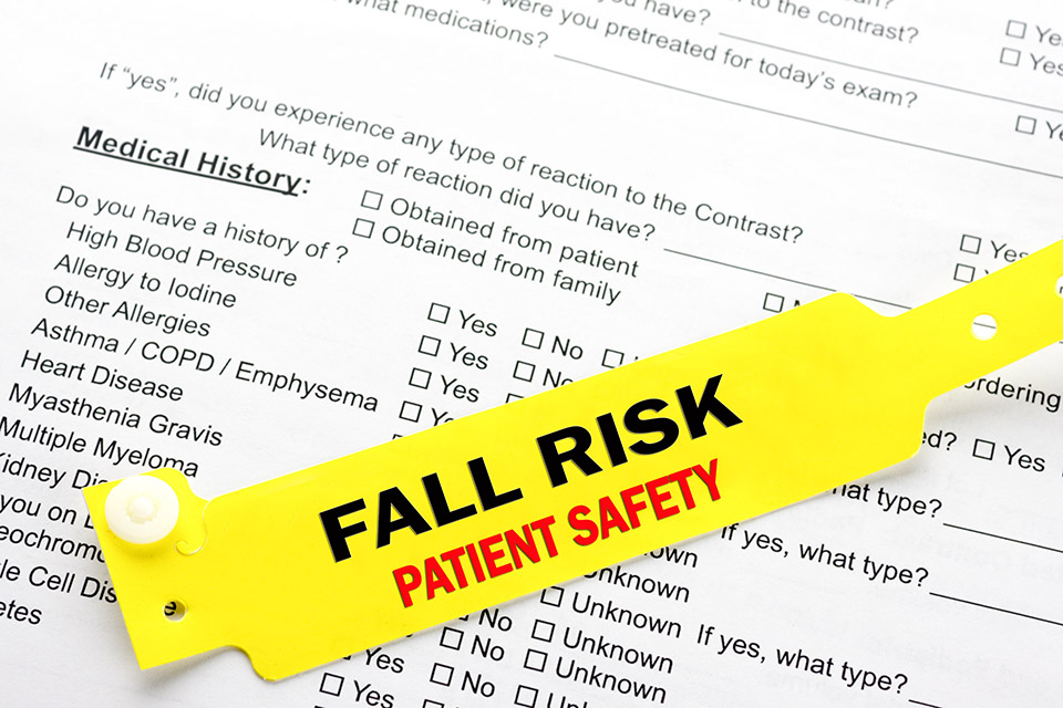 https://stratus.campaign-image.eu/images/32883000013646004_zc_v1_1695739214694_falls_risk.jpeg