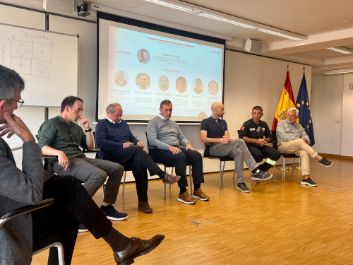 https://www.tecnifuego.org/comunicacion/tecnifuego-y-la-aptb-elaboran-una-propuesta-para-la-estandarizacion-de-un-panel-de